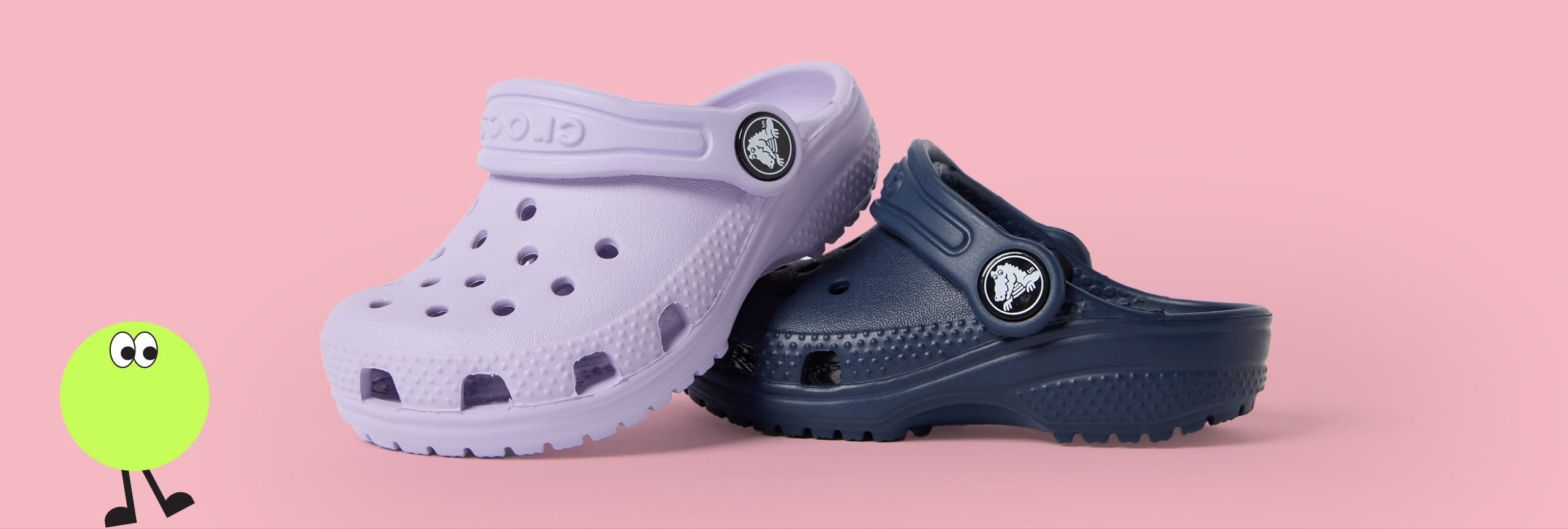 What are the best shoes for kids to wear to the beach?