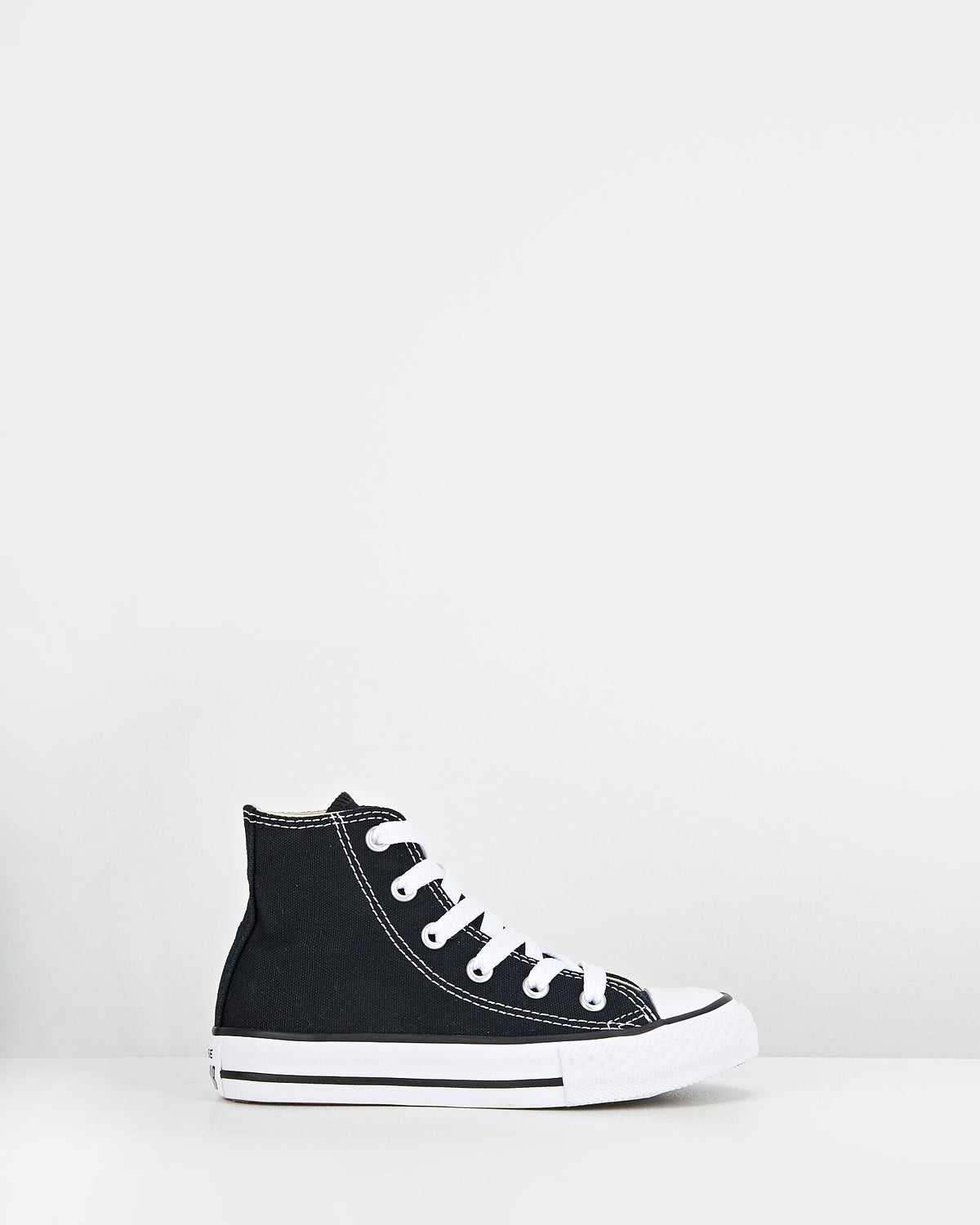 Chuck Taylor Astar Hi Yth Black Shoes & Sox