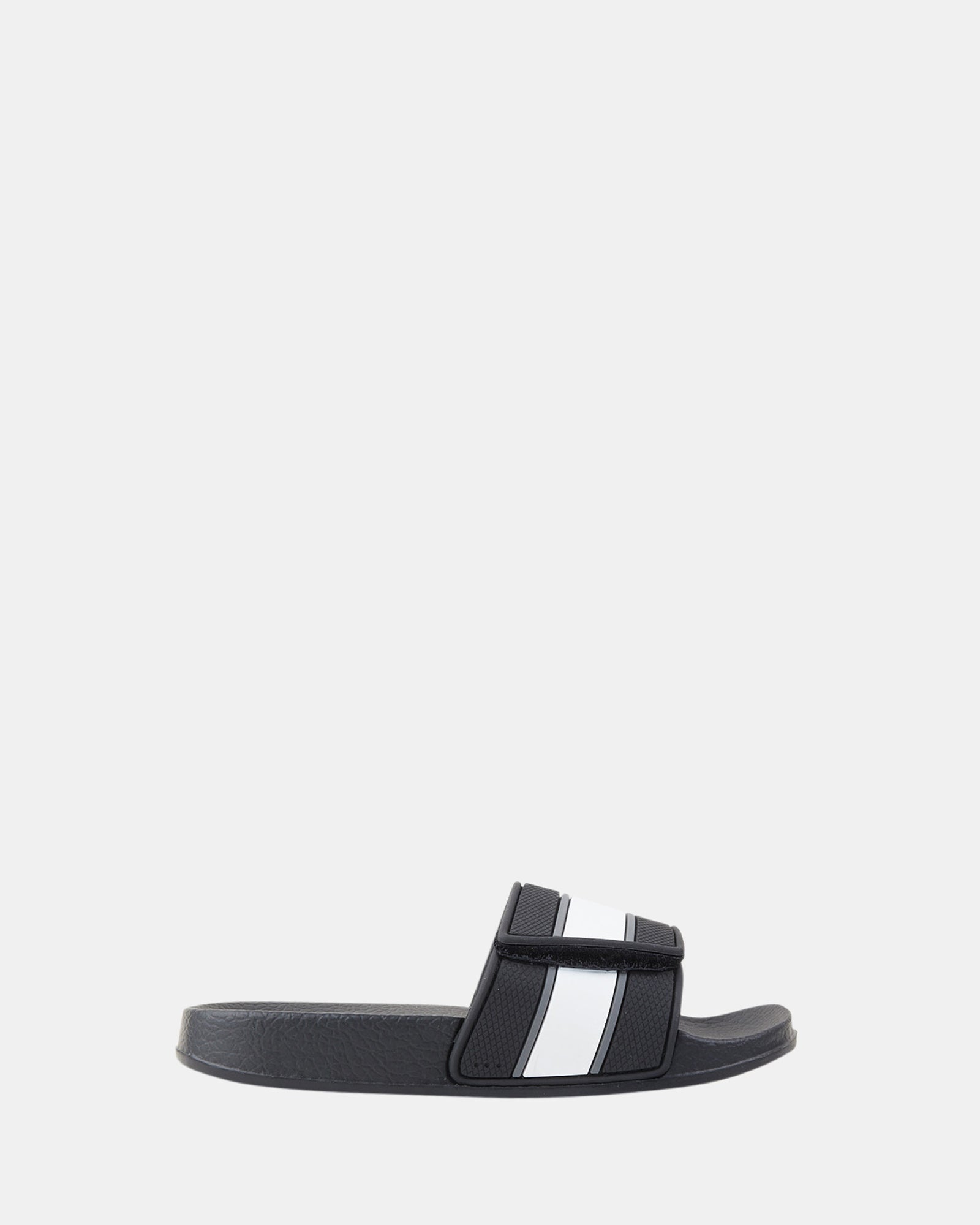 Black and discount white gucci slides