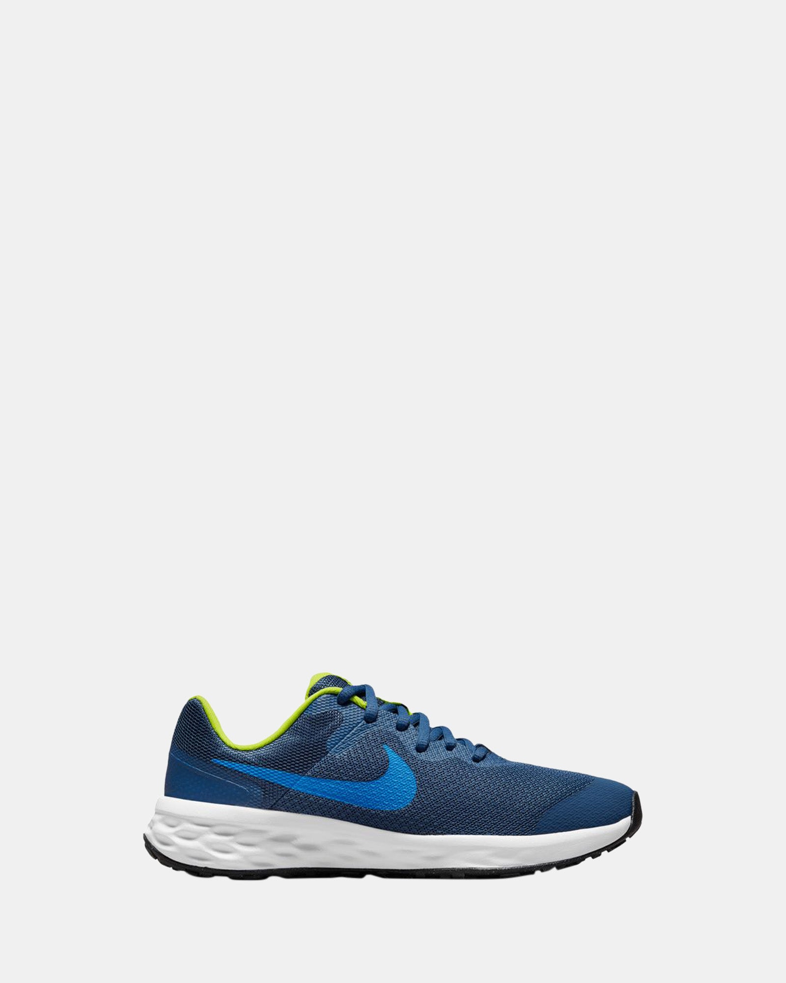 Nike discount revolution 22