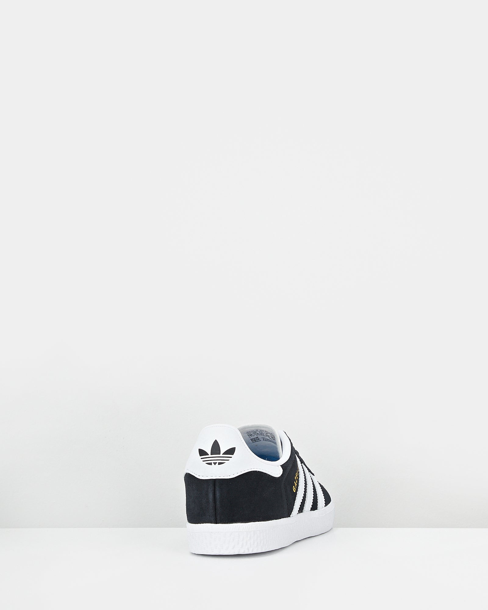 Gazelle Grade School Black/White – Shoes & Sox