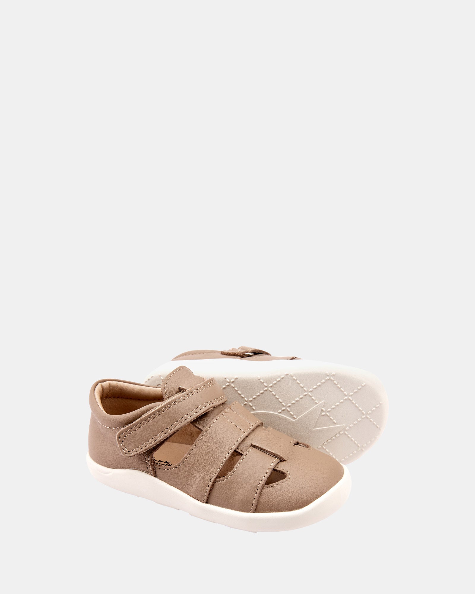 Free Ground Taupe/White