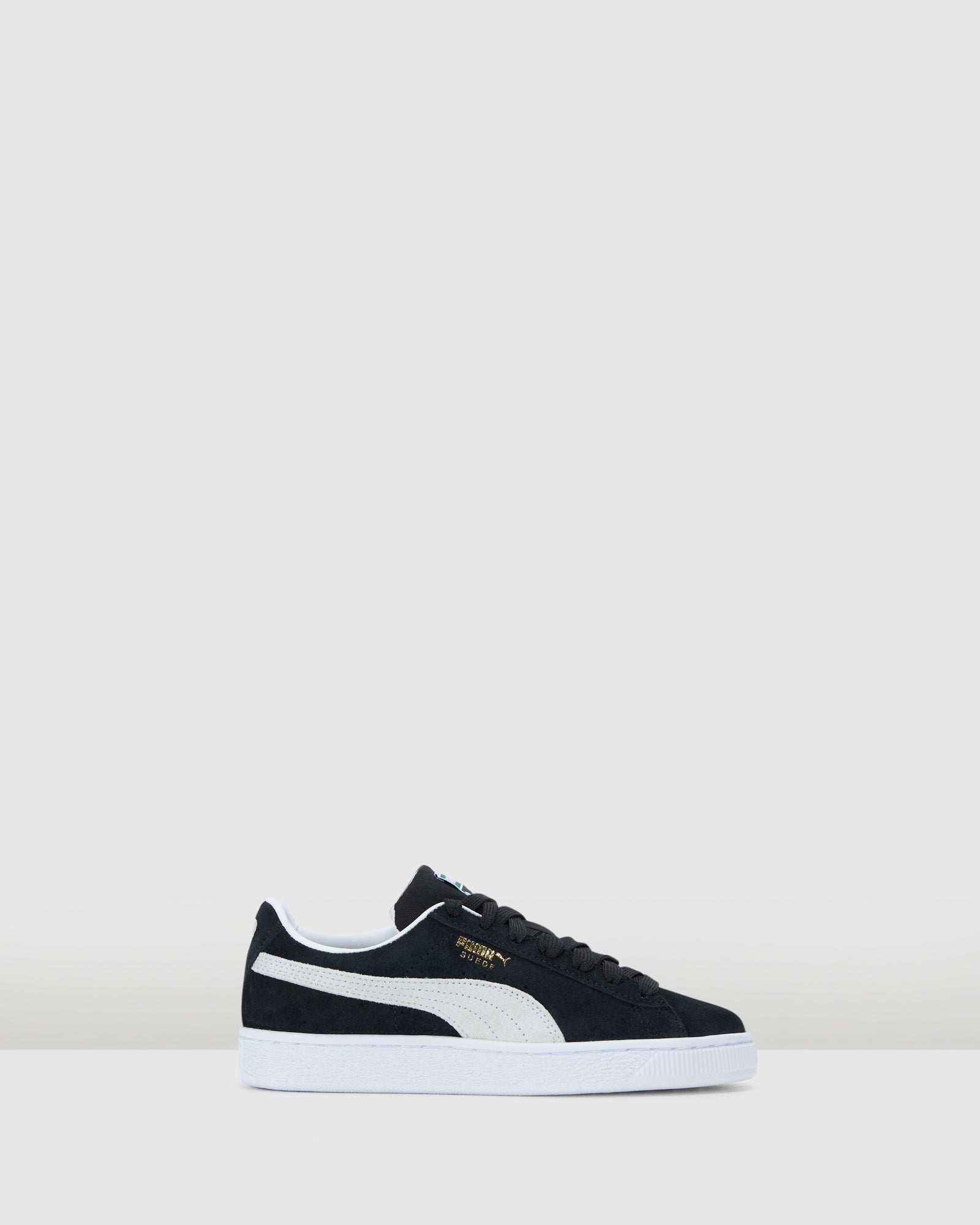 Suede Classic XXI Grade School Black/White