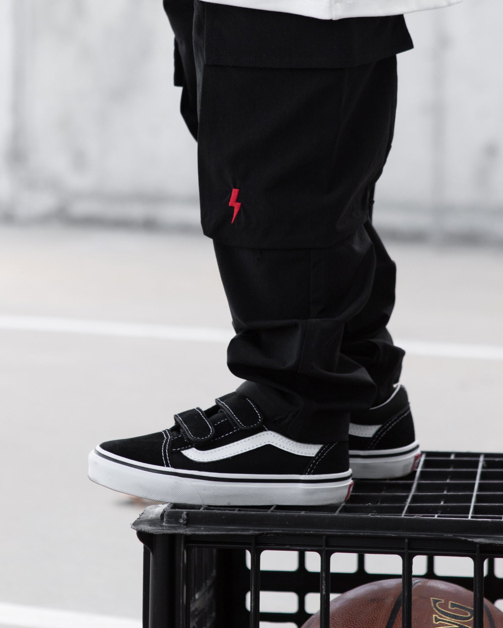 Old Skool V Youth Black White